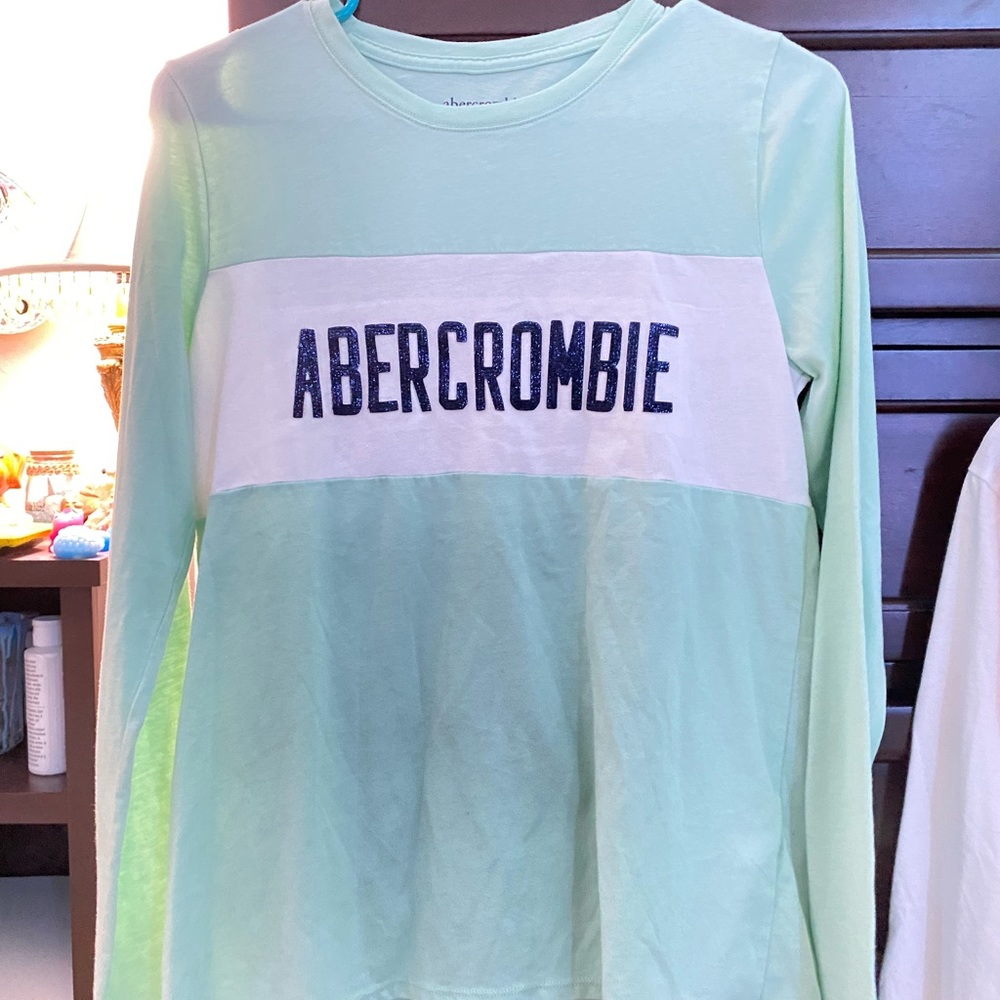 Abercrombie Kids tee